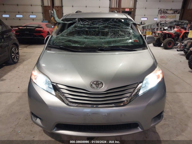 Toyota Sienna Le 8 Passenger 2015 5TDKK3DC2FS643352 Image 12