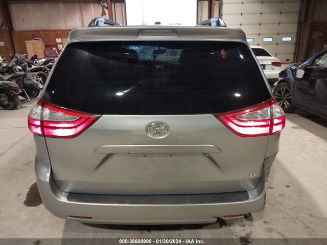 Toyota Sienna Le 8 Passenger 2015 5TDKK3DC2FS643352 Image 16