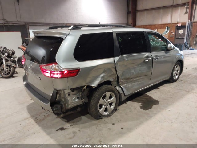 Toyota Sienna Le 8 Passenger 2015 5TDKK3DC2FS643352 Image 4