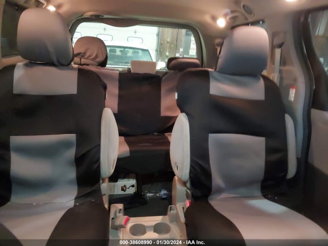 Toyota Sienna Le 8 Passenger 2015 5TDKK3DC2FS643352 Image 8