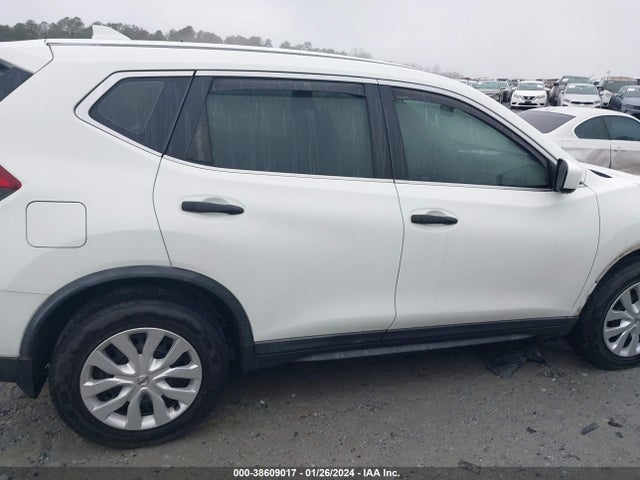 Nissan ROGUE S 2018 KNMAT2MT0JP581990 Image 13