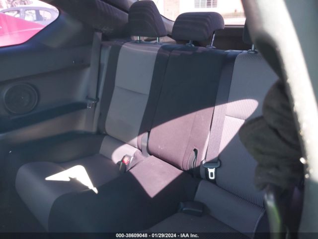 JTKJF5C72GJ018425 Scion TC