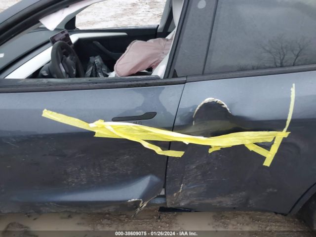 7SAYGDEEXPA176124 Tesla Model Y