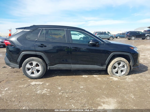 2021 TOYOTA RAV4 XLE VIN: 2T3W1RFV1MC151608