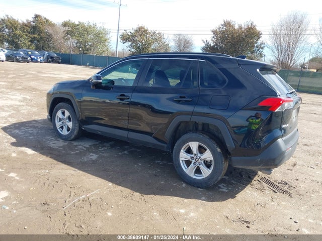 2021 TOYOTA RAV4 XLE VIN: 2T3W1RFV1MC151608