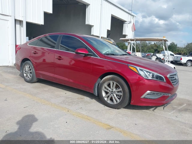 2015 HYUNDAI SONATA SE VIN: 5NPE24AF3FH112846