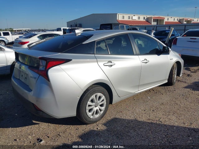 Toyota Prius Le 2020 JTDKARFU8L3114321 Image 4
