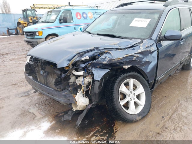 Subaru Outback 2.5i Premium 2014 4S4BRBCC5E3232918 Image 6
