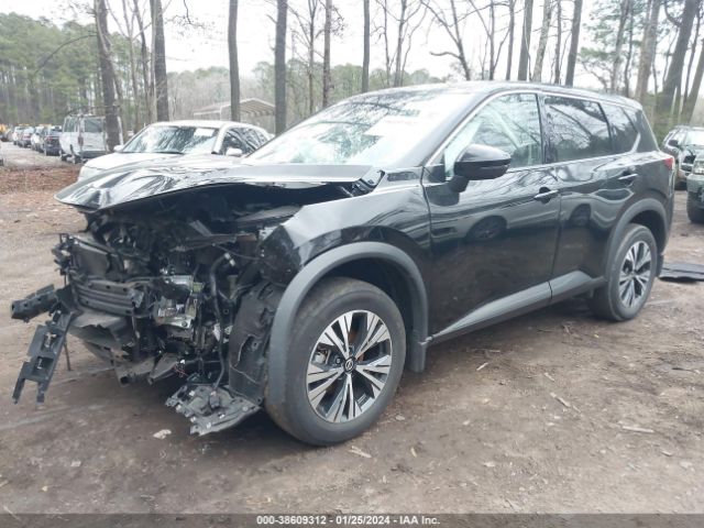 5N1AT3BA7MC826959 Nissan Rogue Sv Fwd