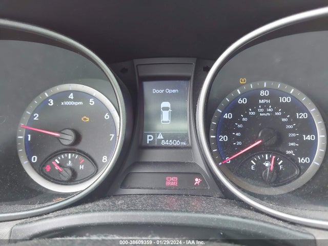 2016 HYUNDAI SANTA FE SE VIN: KM8SMDHF6GU156426