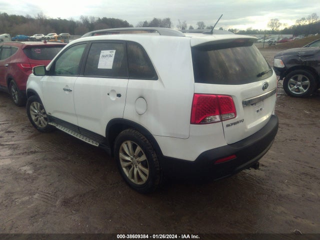 2011 KIA SORENTO EX V6 VIN: 5XYKUDA26BG162913