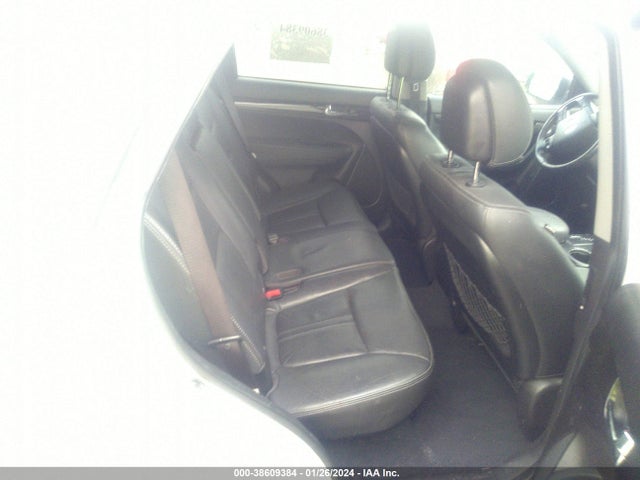 2011 KIA SORENTO EX V6 VIN: 5XYKUDA26BG162913