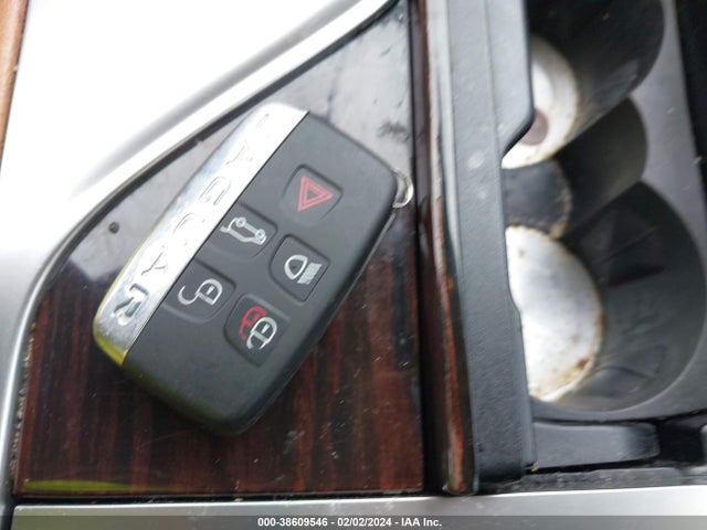 2013 JAGUAR XF SAJWJ0EF3D8S73026 Photo 10