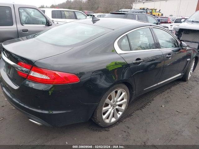 2013 JAGUAR XF SAJWJ0EF3D8S73026 Photo 3