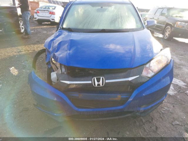 3CZRU6H32JG712059 Honda HR-V LX