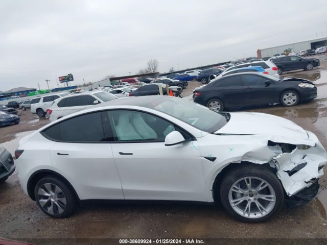 7SAYGDEE0PF883493 Tesla Model Y