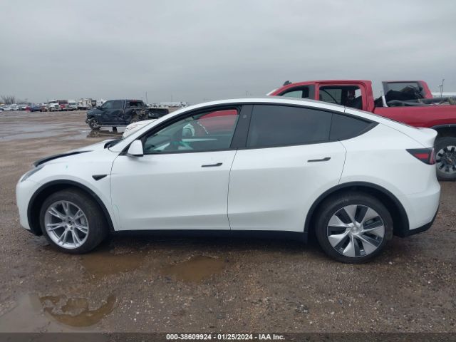 7SAYGDEE0PF883493 Tesla Model Y
