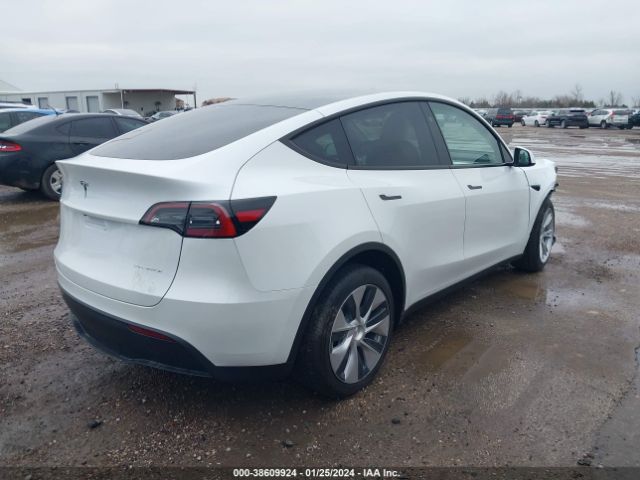 7SAYGDEE0PF883493 Tesla Model Y