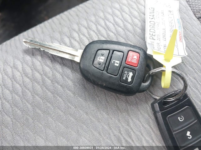 Toyota Corolla Le Plus 2015 2T1BURHE9FC475419 Image 11