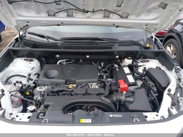 Toyota RAV4 LE 2019 2T3F1RFV6KW001621 Image 10
