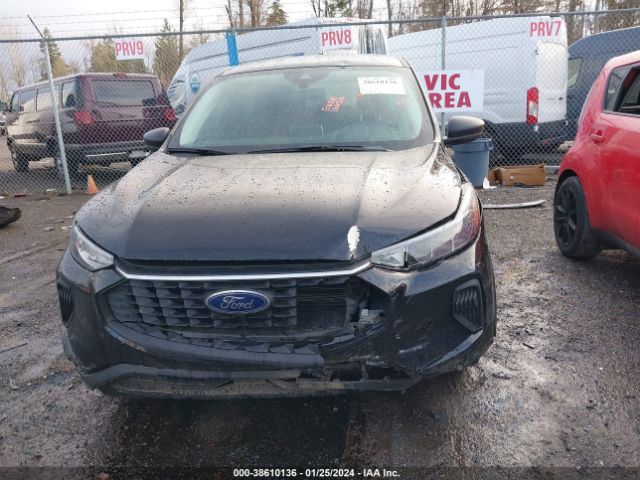 1FMCU0GN4PUA94224 Ford Escape Active
