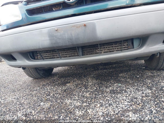 1998 TOYOTA SIENNA LE VIN: 4T3ZF13C4WU025070