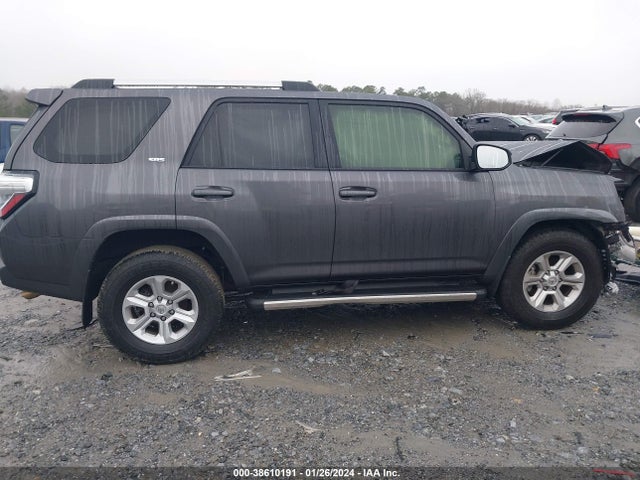 Toyota 4RUNNER SR5 2020 JTEZU5JR1L5215881 Image 13