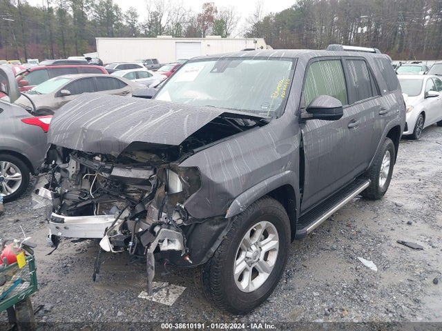 Toyota 4RUNNER SR5 2020 JTEZU5JR1L5215881 Image 2