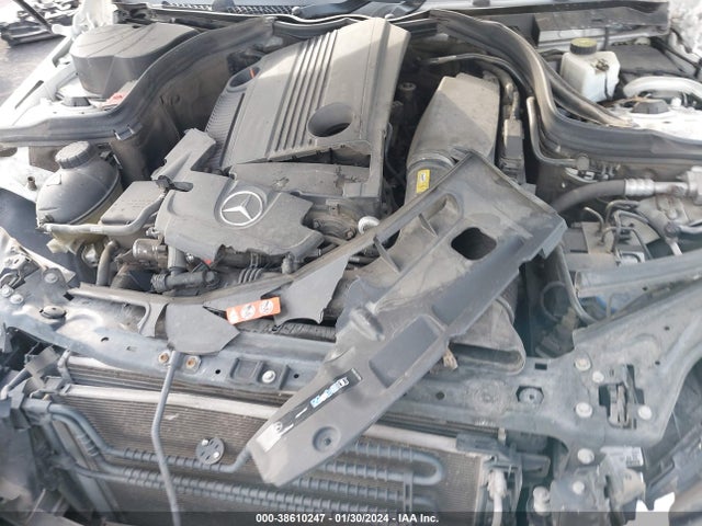 WDDGF4HB3EA943680 Mercedes-Benz C 250 Luxury/sport