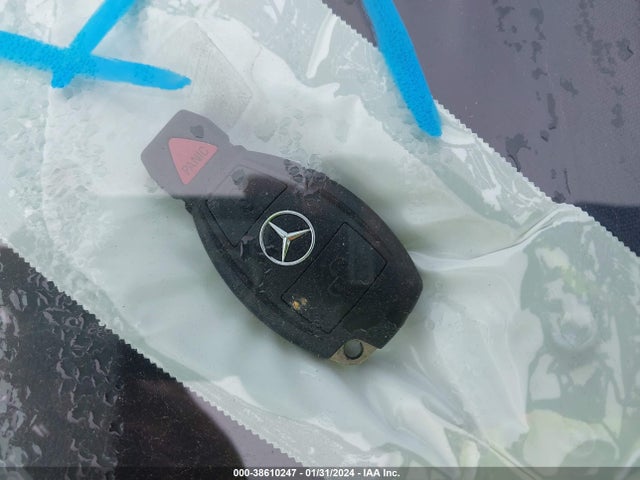 WDDGF4HB3EA943680 Mercedes-Benz C 250 Luxury/sport