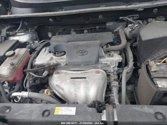 Toyota RAV4 LE 2017 2T3BFREV5HW598223 Image 10