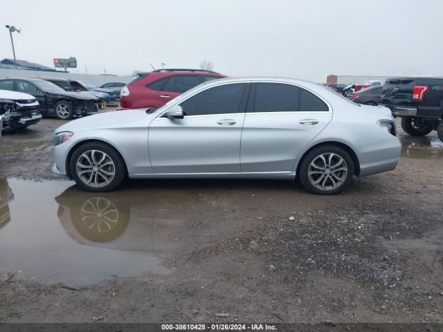 55SWF4JB8FU044451 Mercedes-Benz C 300 Luxury/sport