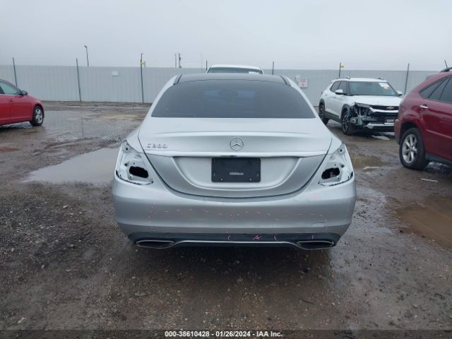55SWF4JB8FU044451 Mercedes-Benz C 300 Luxury/sport