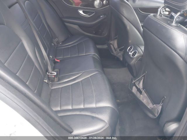 55SWF4JB8FU044451 Mercedes-Benz C 300 Luxury/sport