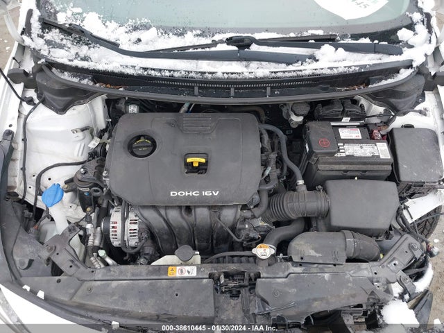 KIA FORTE LX 2017 3KPFK4A7XHE036174 Image 10