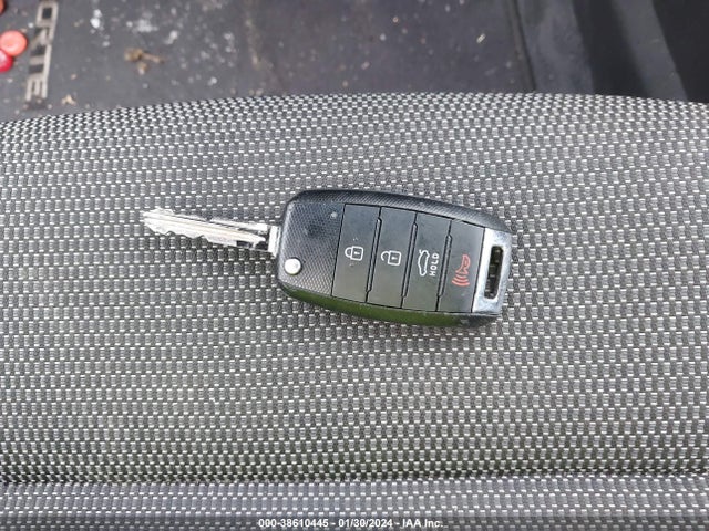 KIA FORTE LX 2017 3KPFK4A7XHE036174 Image 11