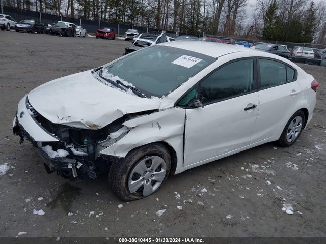 KIA FORTE LX 2017 3KPFK4A7XHE036174 Image 2