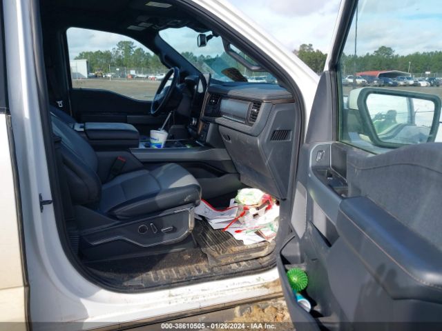 1FT6W1EVXNWG02427 Ford F-150 Lightning Lariat