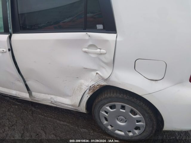 JTLZE4FE2FJ071422 Scion XB