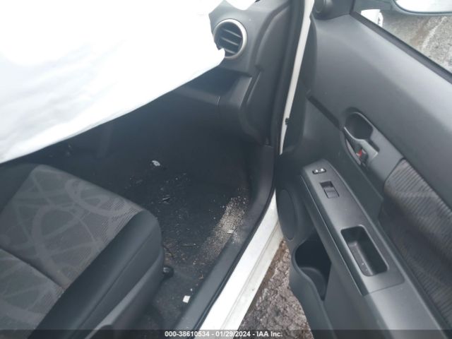 JTLZE4FE2FJ071422 Scion XB