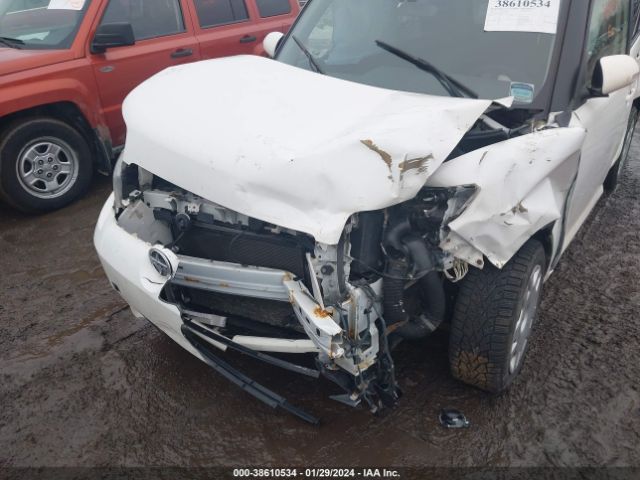 JTLZE4FE2FJ071422 Scion XB