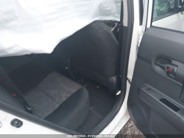 JTLZE4FE2FJ071422 Scion XB