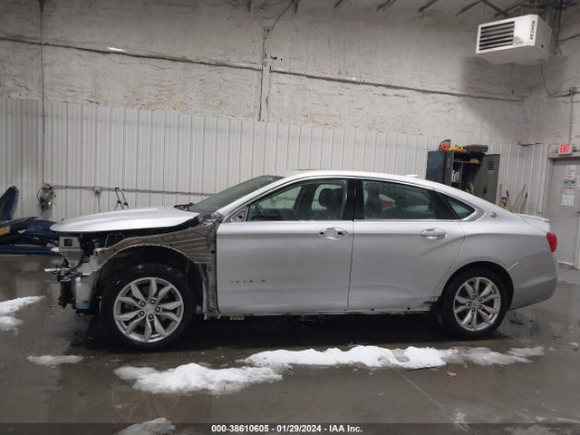 Chevrolet IMPALA 1LT 2018 2G1105S32J9176377 Image 15
