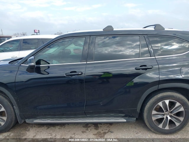 Toyota Highlander Xle 2021 5TDGZRAH1MS081901 Image 13