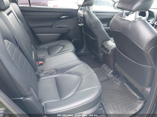 Toyota Highlander Xle 2021 5TDGZRAH1MS081901 Image 8