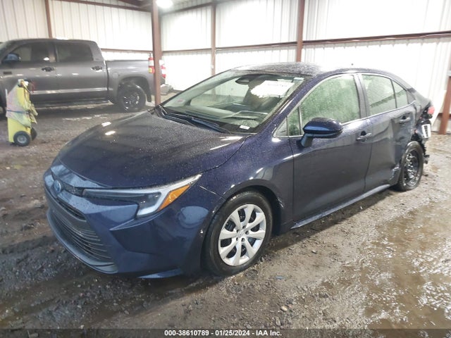 Toyota Corolla Hybrid Le 2023 JTDBCMFE8PJ002934 Image 2