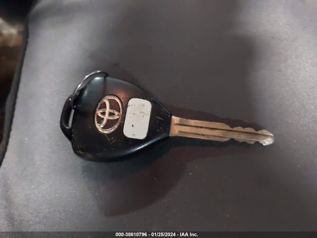 2008 TOYOTA RAV4 SPORT VIN: JTMBD32V586083053