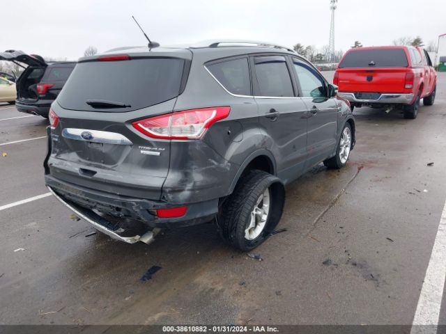 1FMCU0JX0GUA65149 Ford Escape Titanium