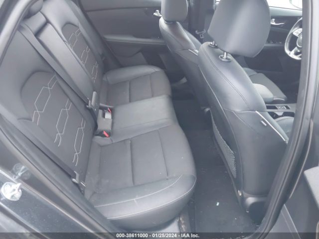 3KPF54AD7NE500305 KIA Forte Gt-line