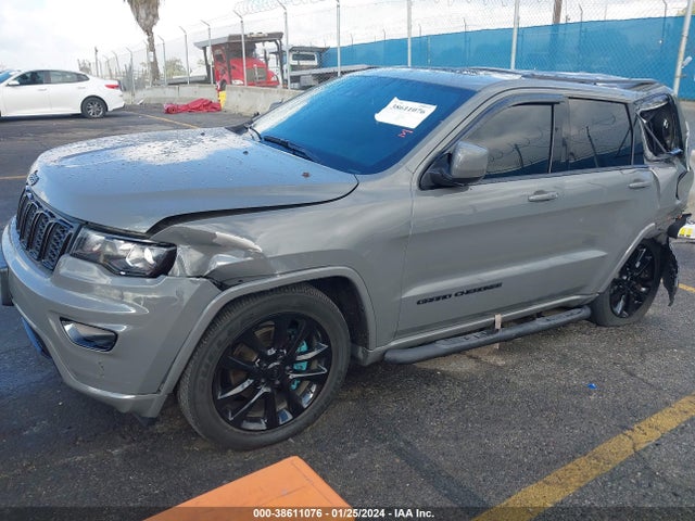 1C4RJEAGXLC403824 Jeep Grand Cherokee Altitude 4x2
